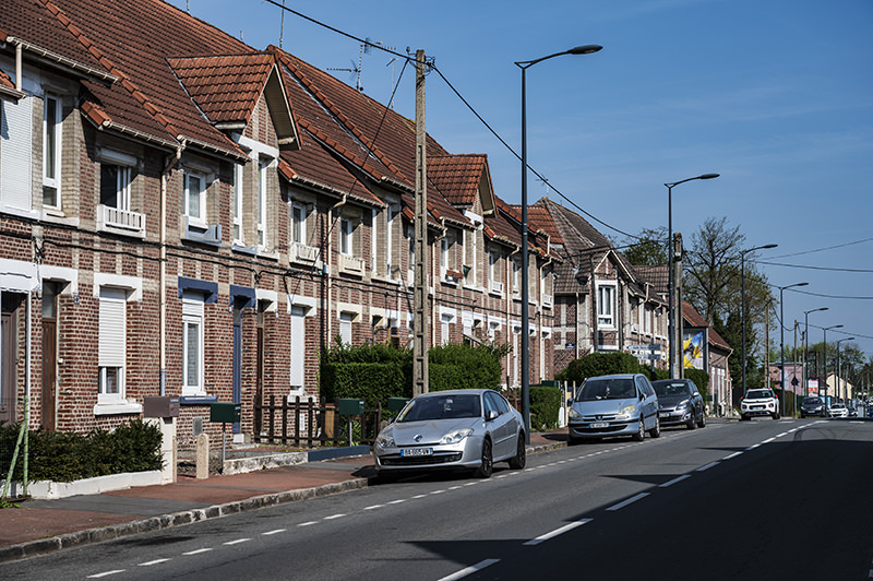 Strassenzug in Lens