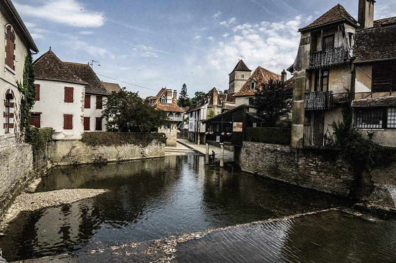 Sauveterre-de-Béarn Flussansicht