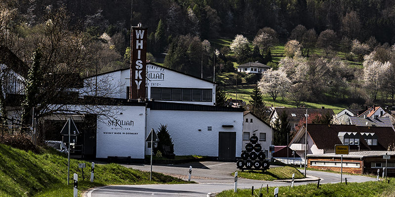 Distillerie am Ortsrand von Rüdenau | © Bert Schwarz 2025