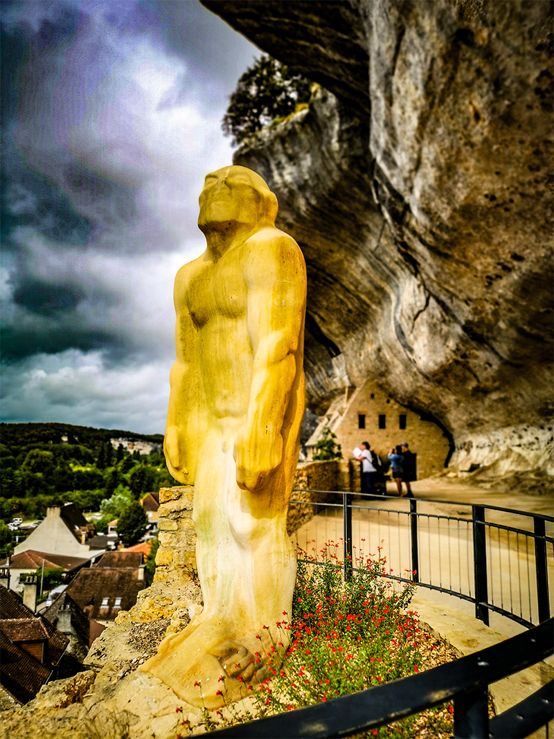 image, Neandertaler-Statue, Musée national de Préhistoire | © Bert Schwarz 2019