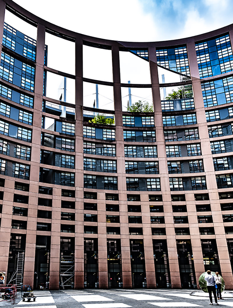 Europaparlament, Innenhof, Strasbourg | © Bert Schwarz 2022