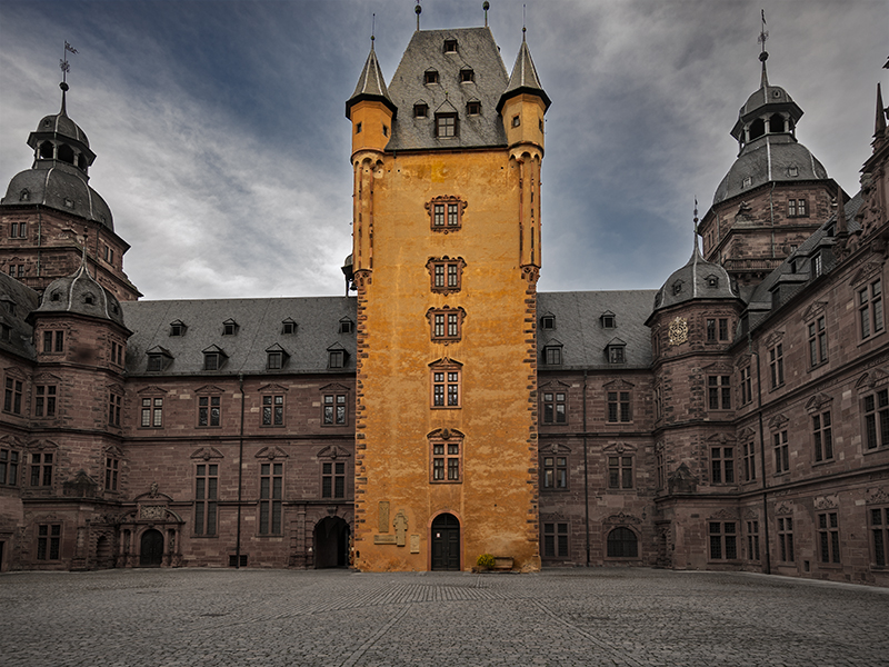 Schlosshof Johannisburg | © Bert Schwarz 2025