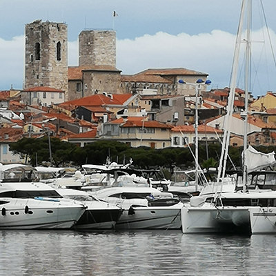 Antibes ist für seine von Mauern umgebene Altstadt bekannt. | © Bert Schwarz 2019