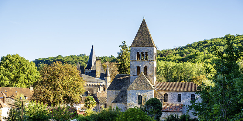 Ein kleines Dorf mit einiges sehr guten Restaurants, 5 Minuten von unserem Campingplatz entfernt | © Bert Schwarz 2022