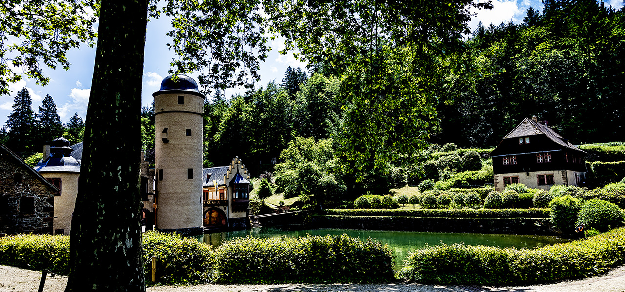 Blick auf Schloss Mespelbrunn | © Bert Schwarz 2024
